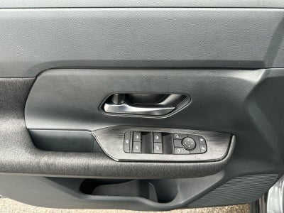 2026 Nissan Kicks SV AWD Premium Package