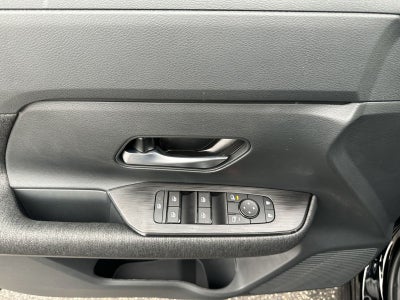 2026 Nissan Kicks SV AWD Premium Package