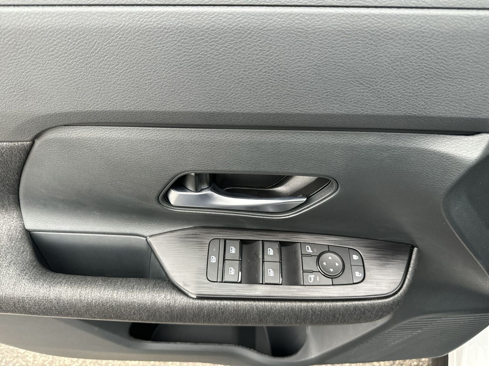 2026 Nissan Kicks SV AWD Premium Package