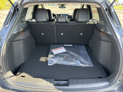 2026 Nissan Kicks SR AWD Cold Weather Package