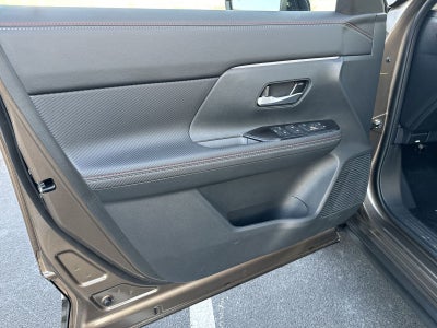 2026 Nissan Kicks SR AWD Cold Weather Package