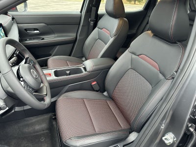 2026 Nissan Kicks SR AWD Cold Weather Package