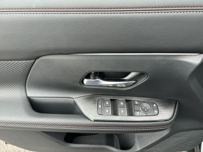 2026 Nissan Kicks SR AWD Cold Weather Package