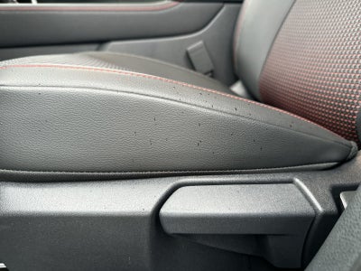 2026 Nissan Kicks SR AWD Cold Weather Package