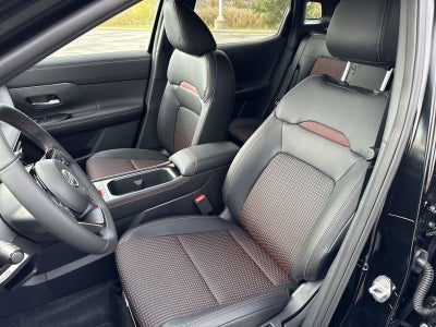 2026 Nissan Kicks SR AWD Cold Weather Package