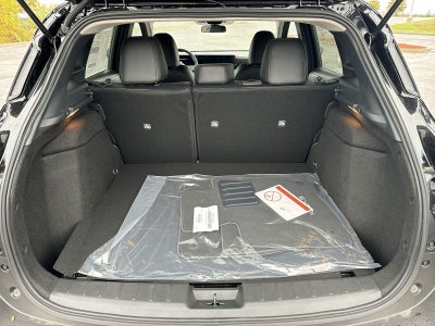 2026 Nissan Kicks SR AWD Cold Weather Package