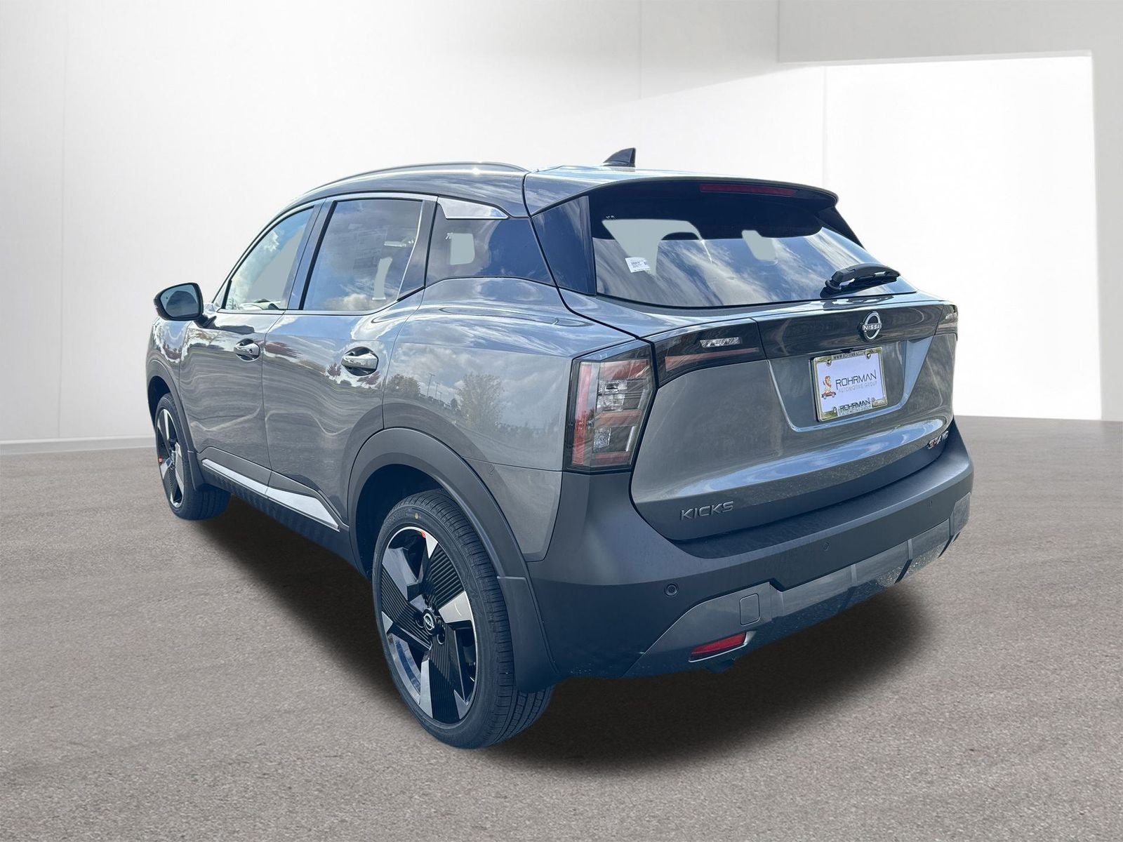 2026 Nissan Kicks SR AWD Cold Weather Package