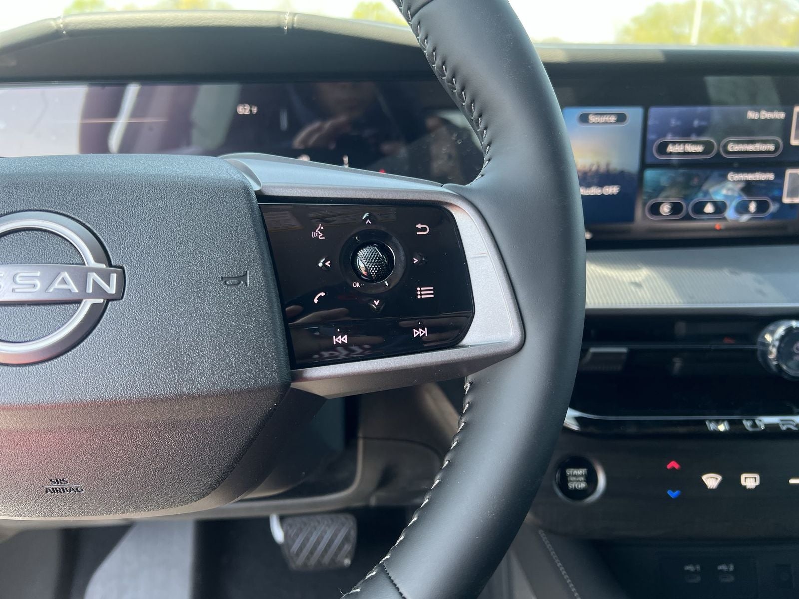 2025 Nissan Murano SV