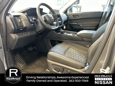 2026 Nissan Pathfinder SV