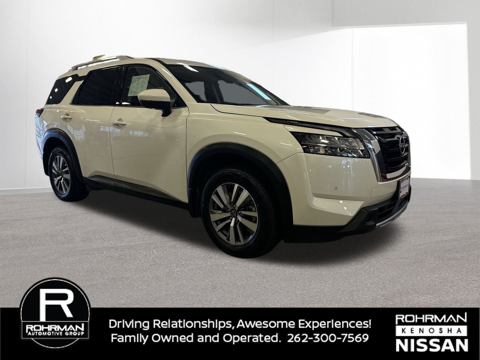 2024 Nissan Pathfinder SL
