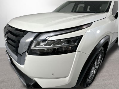 2022 Nissan Pathfinder SL 4WD