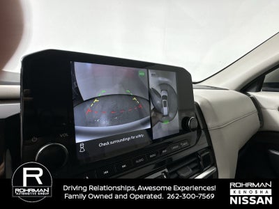 2022 Nissan Pathfinder SL 4WD