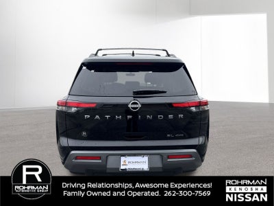 2026 Nissan Pathfinder SL