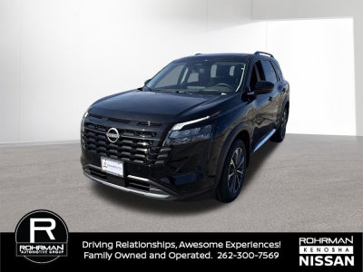 2026 Nissan Pathfinder Platinum Captain Chairs Package