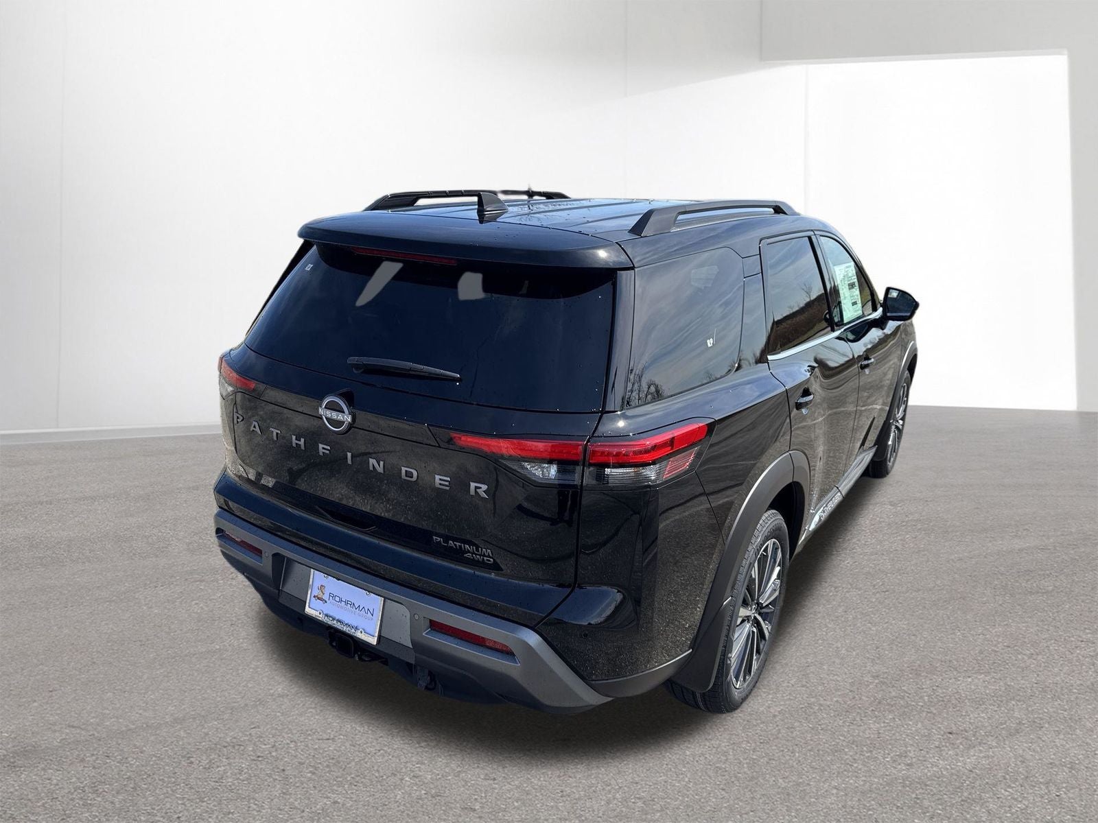 2026 Nissan Pathfinder Platinum Captain Chairs Package