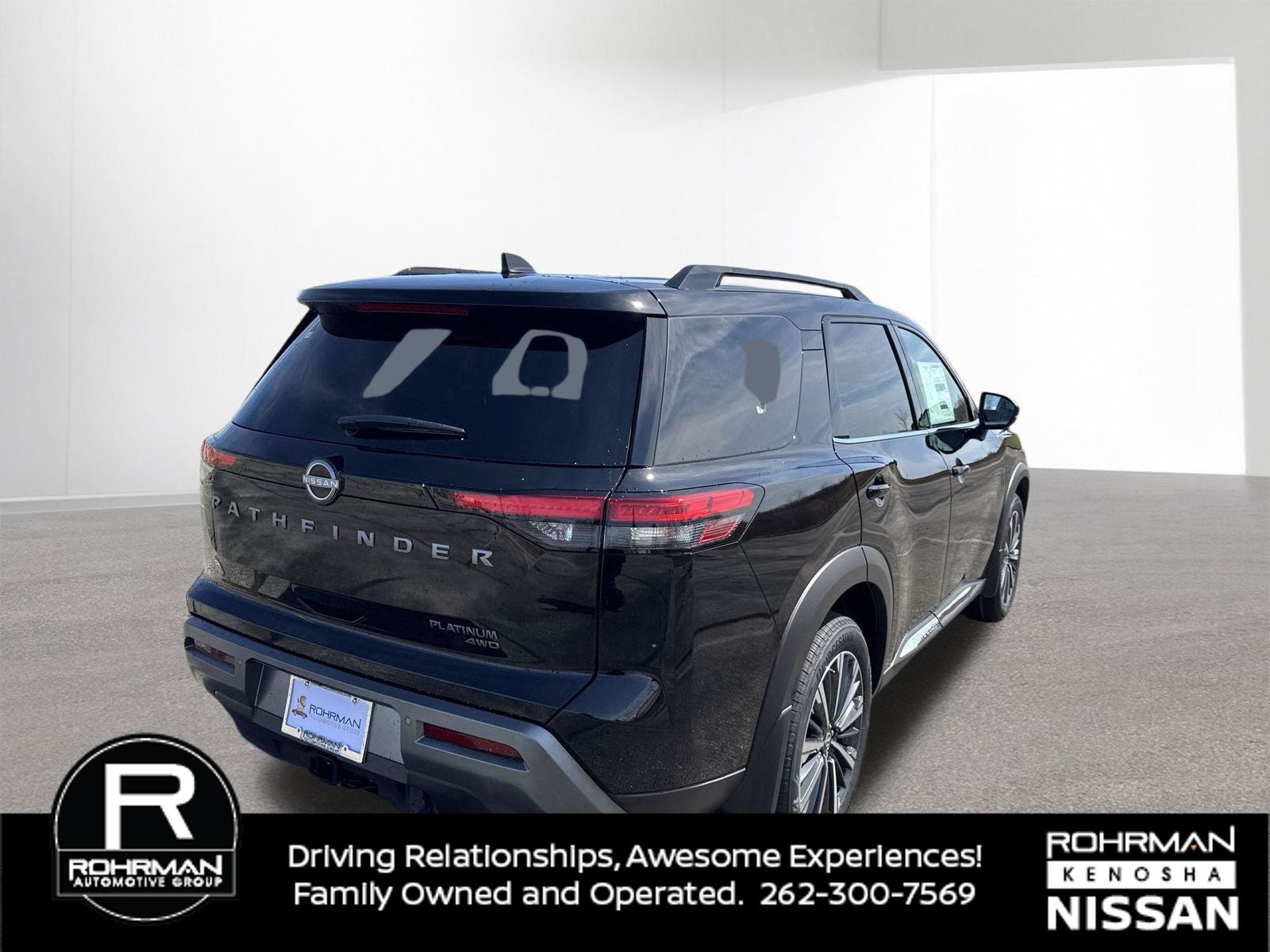 2026 Nissan Pathfinder Platinum Captain Chairs Package