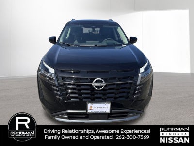 2026 Nissan Pathfinder Platinum Captain Chairs Package