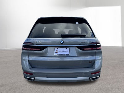 2025 BMW X7 xDrive40i