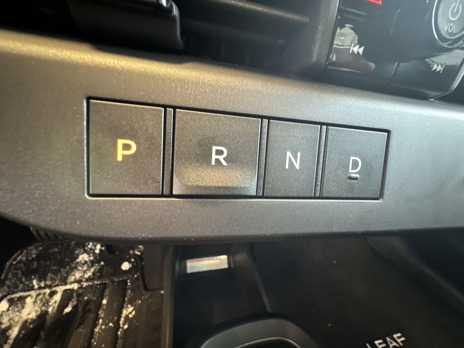 2026 Nissan Leaf PLATINUM+