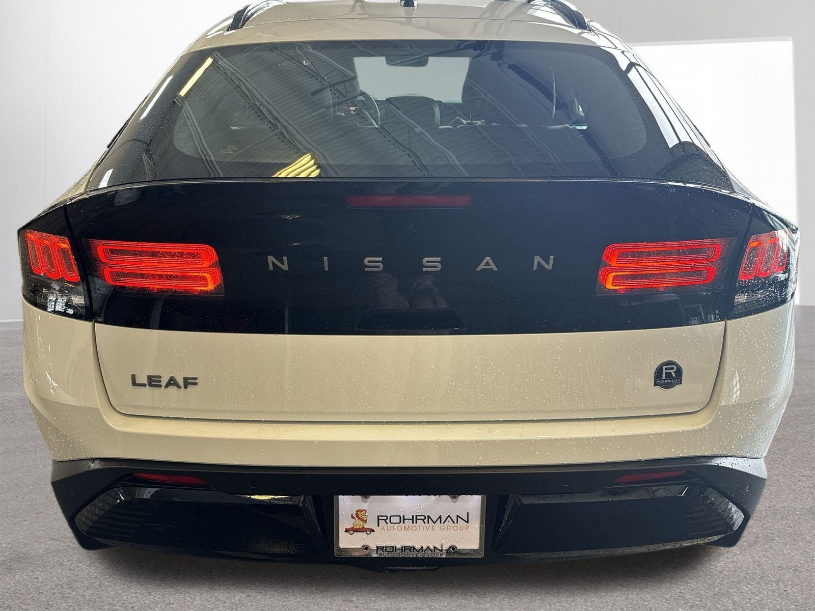 2026 Nissan Leaf PLATINUM+