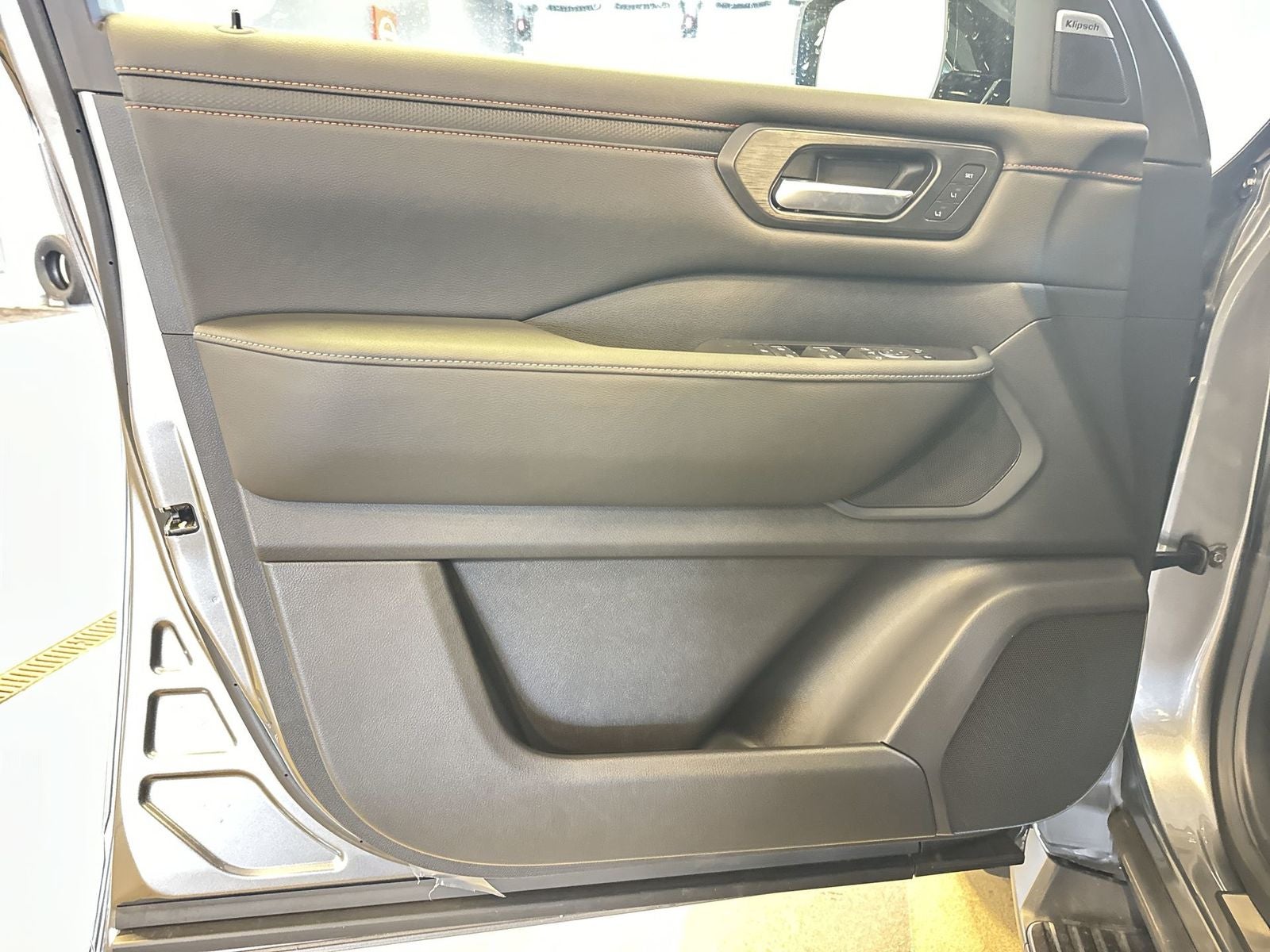 2026 Nissan Armada PRO-4X Captain's Chair Seat Package