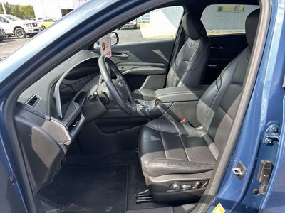 2024 Cadillac XT4 Premium Luxury