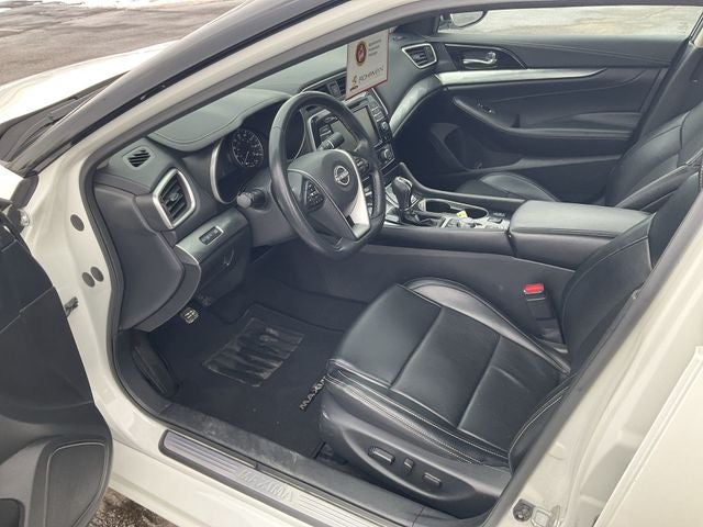 2023 Nissan Maxima SV