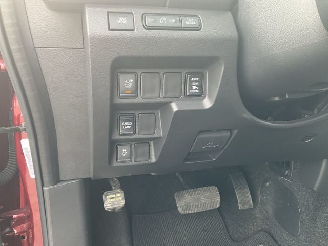 2024 Nissan Frontier SL