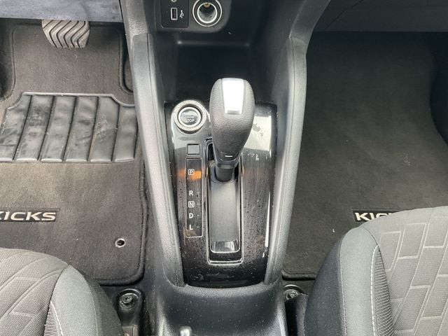2022 Nissan Kicks S
