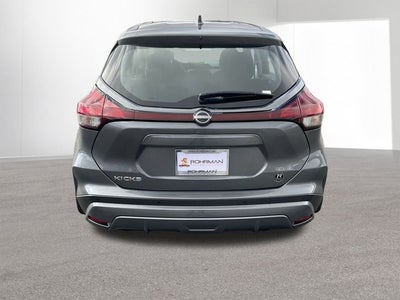 2022 Nissan Kicks S