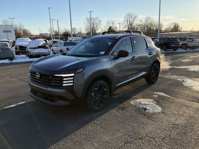 2025 Nissan Kicks SR