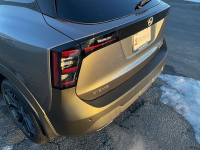 2025 Nissan Kicks SR