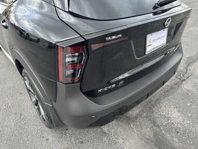 2026 Nissan Kicks SR