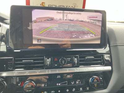 2026 Nissan Pathfinder SV