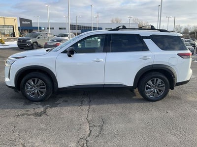 2026 Nissan Pathfinder SV