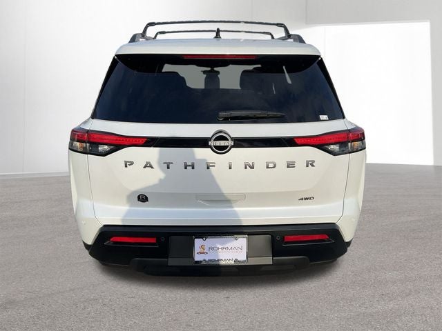 2026 Nissan Pathfinder SV