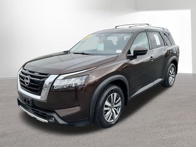 2022 Nissan Pathfinder SL
