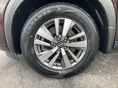 2022 Nissan Pathfinder SL