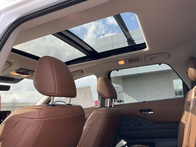 2026 Nissan Pathfinder Platinum