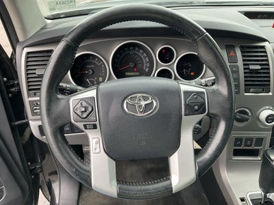 2017 Toyota Sequoia SR5 5.7L