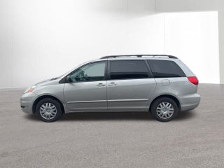 2009 Toyota Sienna CE