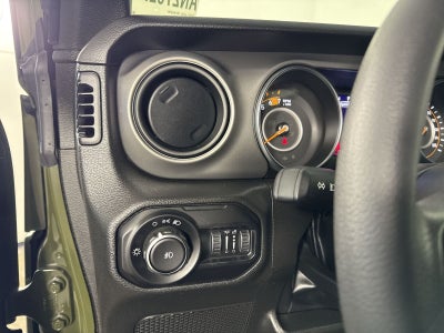 2022 Jeep Wrangler Unlimited Willys