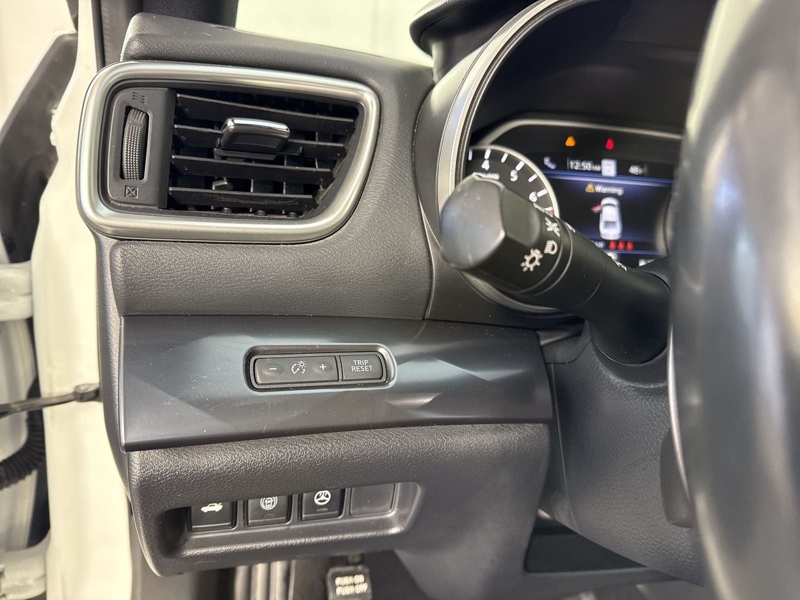 2023 Nissan Maxima SR