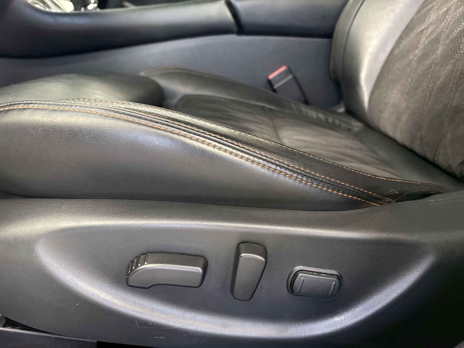 2023 Nissan Maxima SR