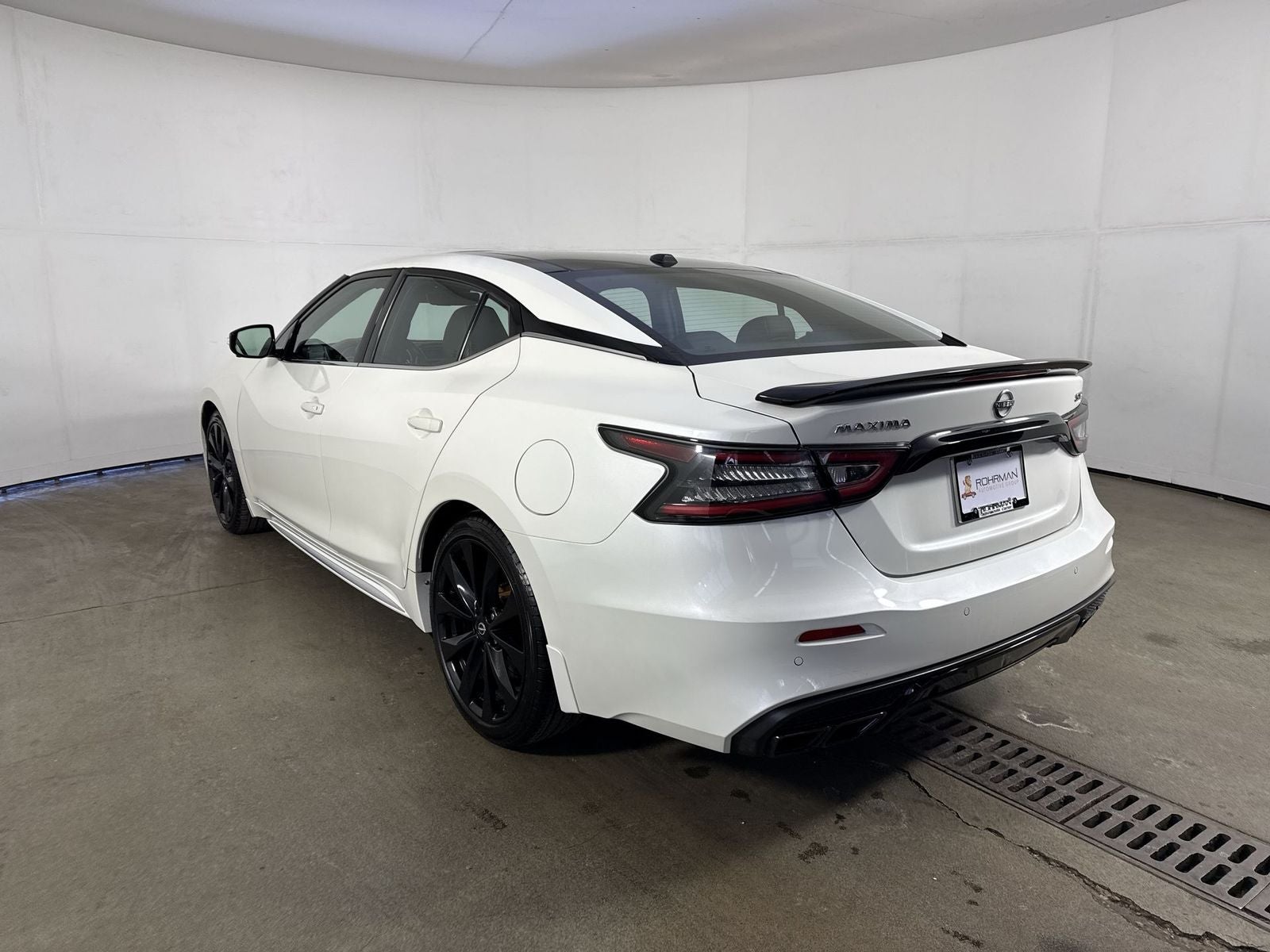 2023 Nissan Maxima SR