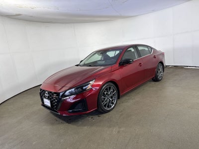 2023 Nissan Altima 2.0 SR
