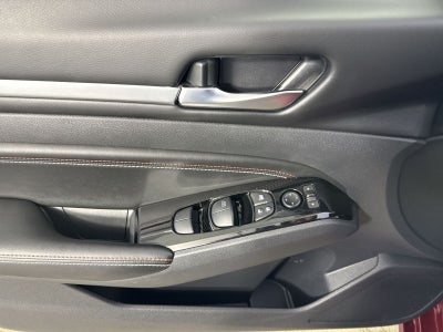 2023 Nissan Altima 2.0 SR