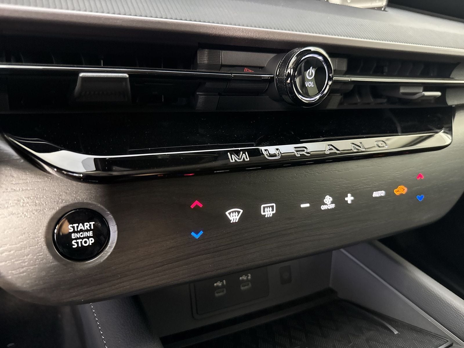 2025 Nissan Murano SV