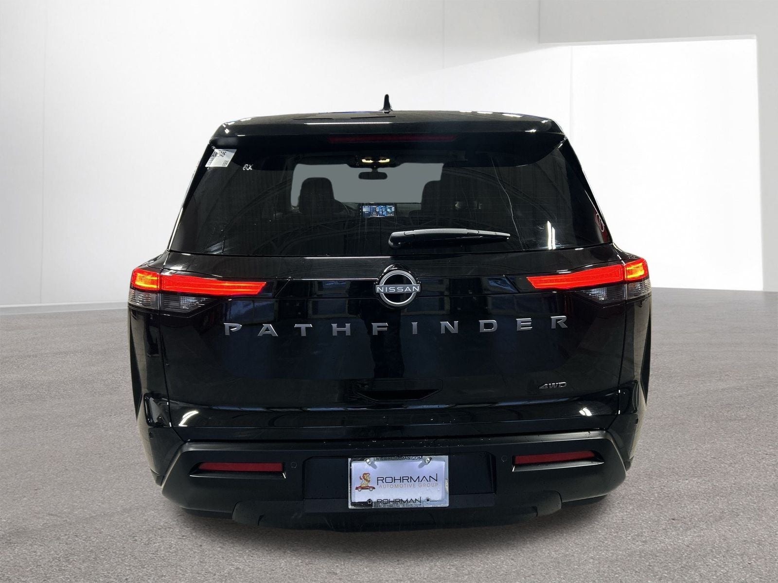 2026 Nissan Pathfinder S