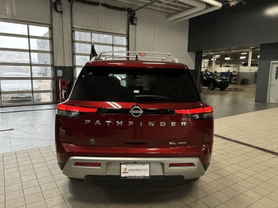 2024 Nissan Pathfinder SL